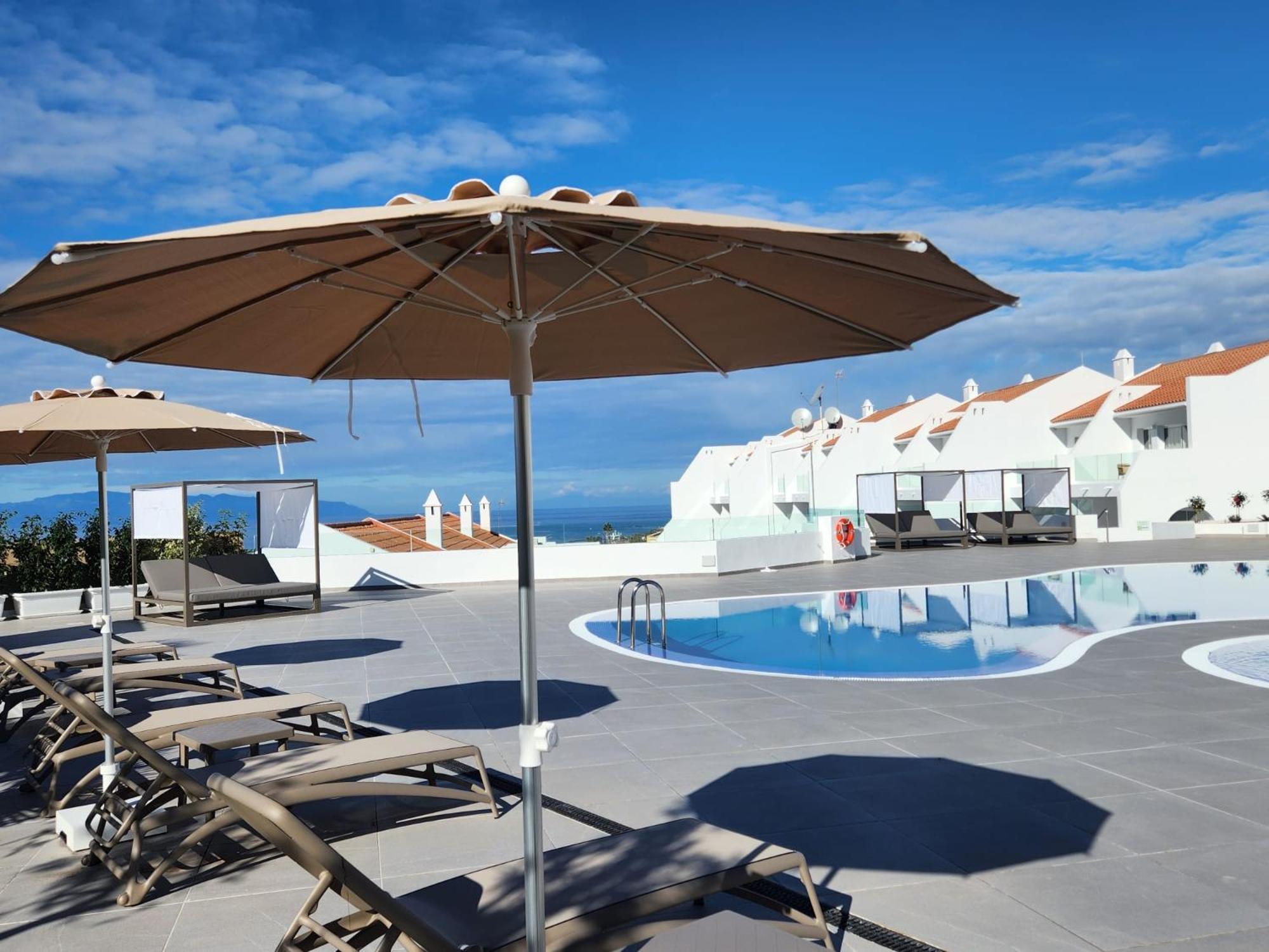 Costa Adeje Garden Aparthotel Playa de las Americas  Luaran gambar